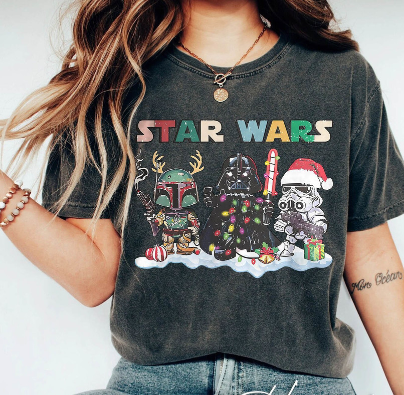 Comfort Star Wars Christmas Shirt, Mandalorian Christmas Long Sleeve Unisex Hoodie