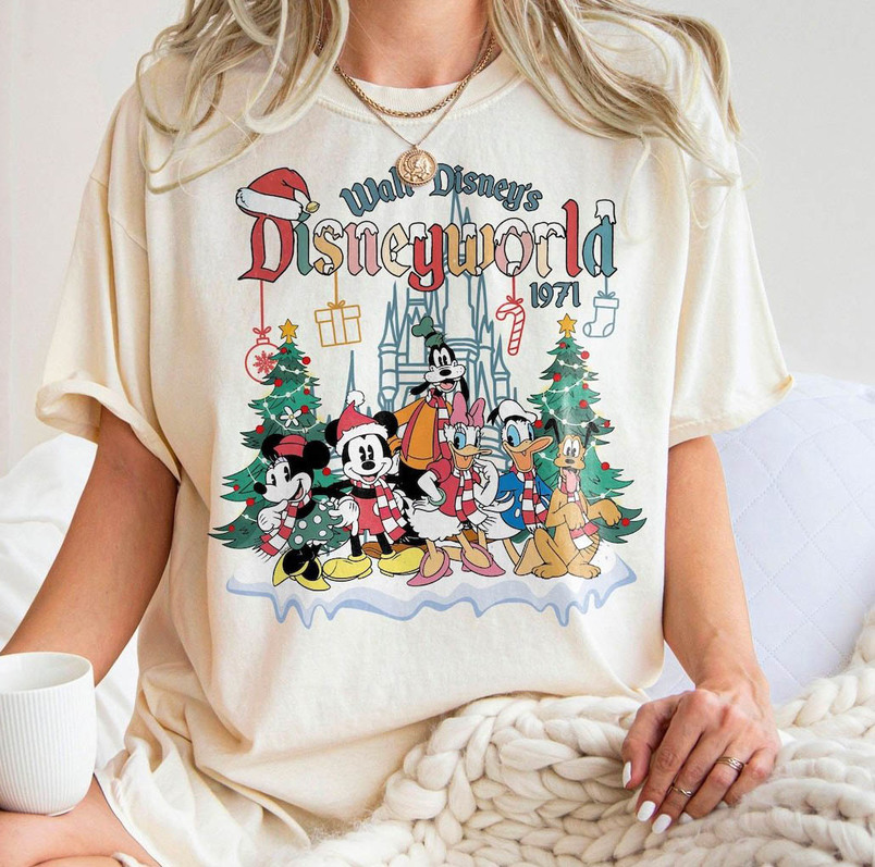 Walt Disney World Christmas Shirt, Retro Disneyworld Short Sleeve Unisex T Shirt