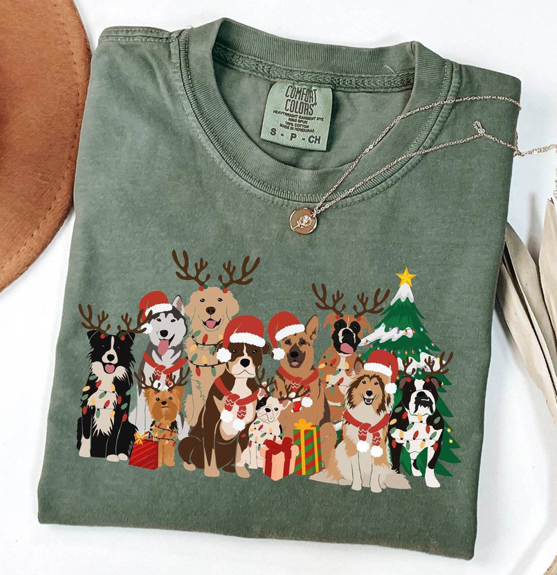 Christmas Dogs Shirt, Cute Christmas Holiday Crewneck Unisex Hoodie