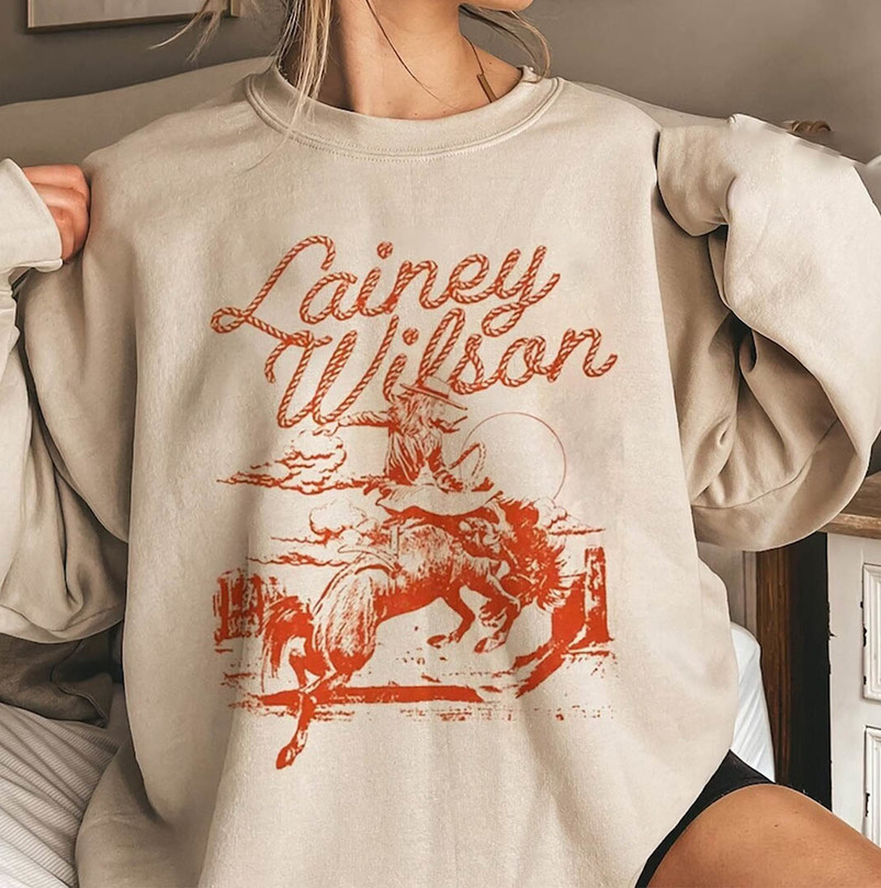90s Vintage Lainey Wilson Shirt, Trendy Cozy Sweatshirt Unisex Hoodie