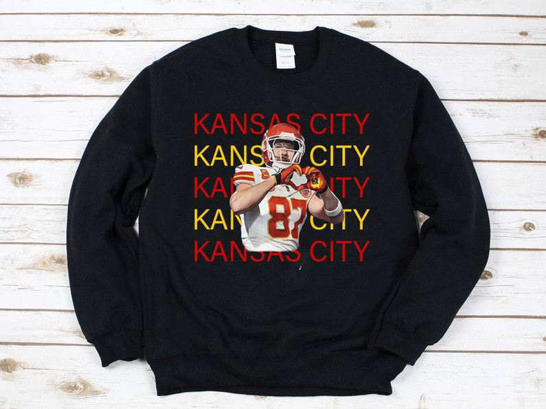 Neutral Travis Kelce Shirt, Comfort Kansas City Short Sleeve Unisex Hoodie