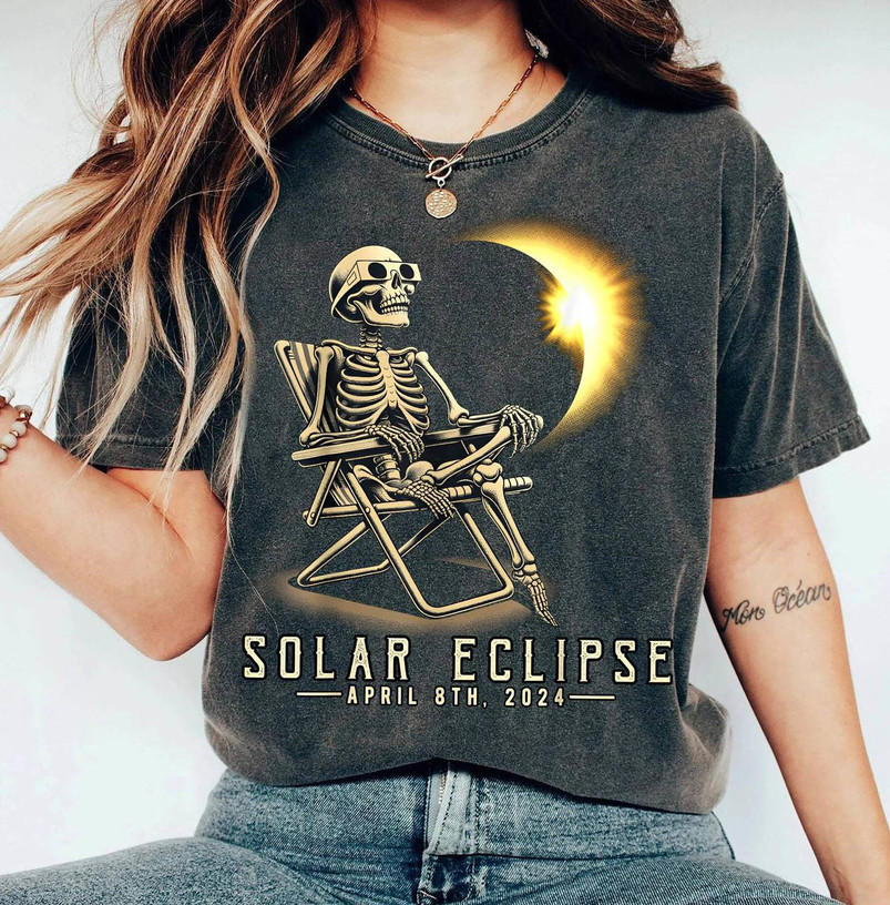 Solar Eclipse 2024 Skeleton Shirt, Astronomy Funny Unisex Hoodie Long Sleeve