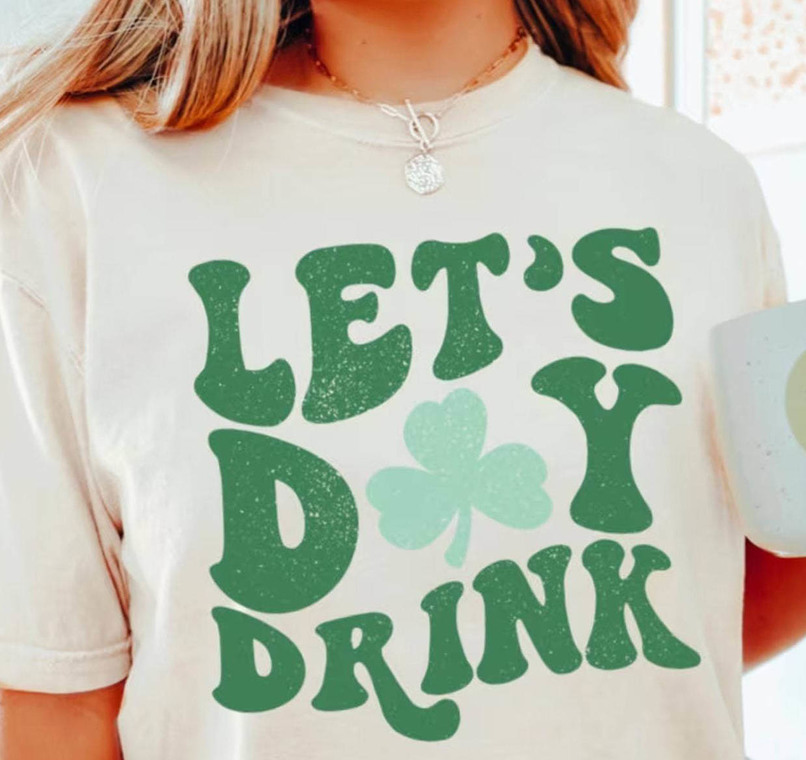 Retro St Patrick's Day, Lets Day Drink Vintage Tee Tops T-Shirt