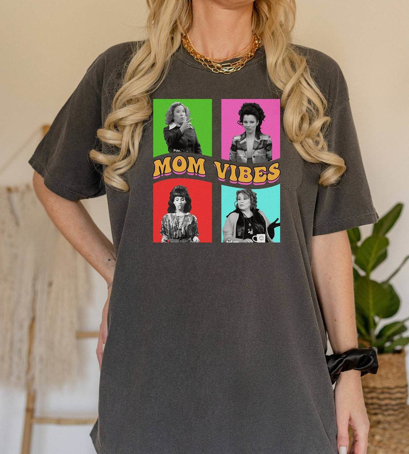 Mom Life Shirt, Trending Mom Vibes Crewneck Sweatshirt Tee Tops