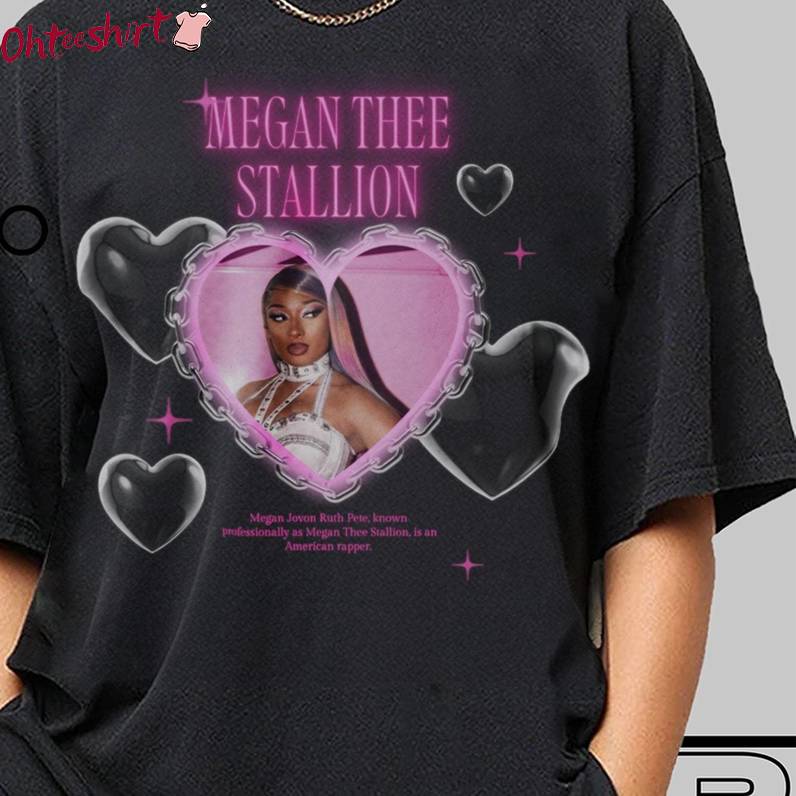 Creative Megan Thee Stallion Shirt, Funny Megan Thee Stallion With Heart Crewneck Hoodie