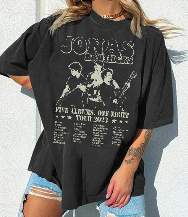 Vintage Jonas Brothers Band Music Shirt, Five Albums One Night Tour Sweatshirt Unisex T-Shirt For Fan