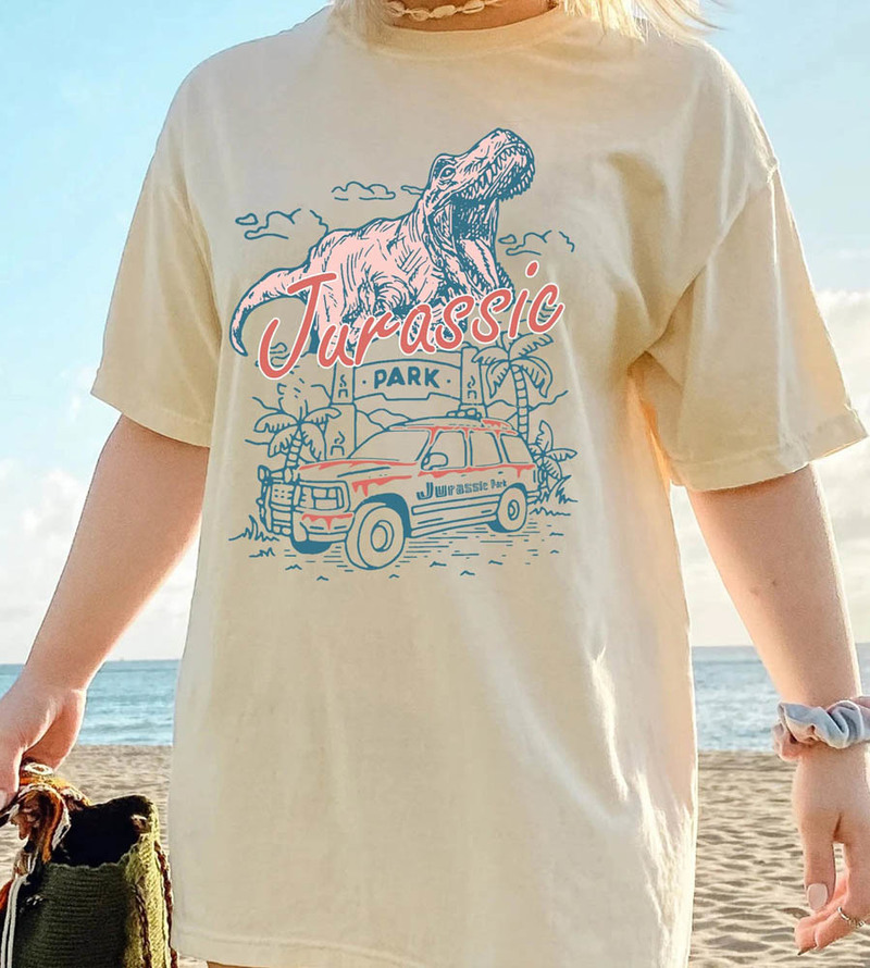 Vintage Jurassic Park Shirt, T Rex Break Out Short Sleeve Unisex T-Shirt